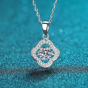 Four Leaf Clover Moissanite Necklace in 925 Sterling Silver Plated In Platinum